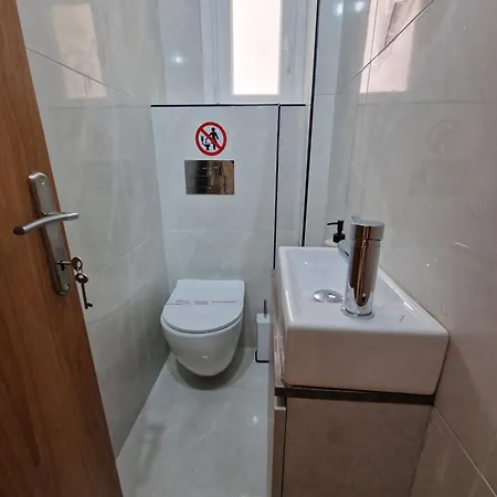 Closer Premium 3 Saloniki