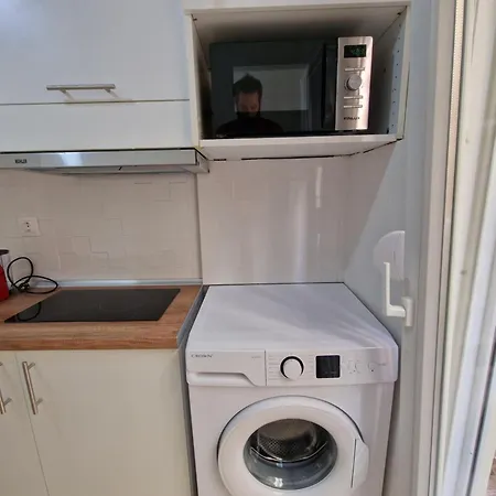 Closer Premium 3 * Salonic